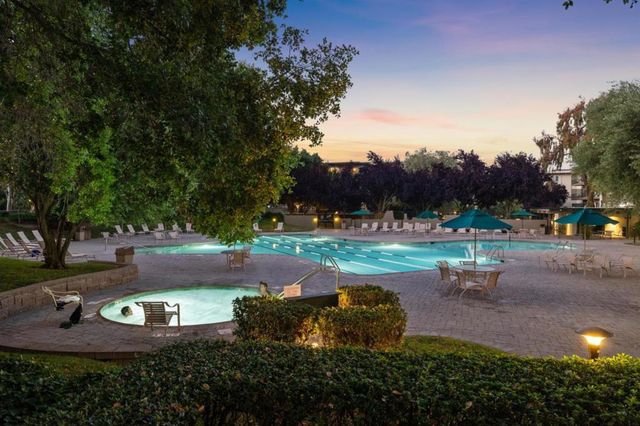 835 N Humboldt Street 203, San Mateo, CA 94401