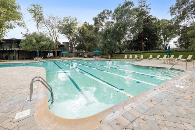 835 N Humboldt Street 203, San Mateo, CA 94401