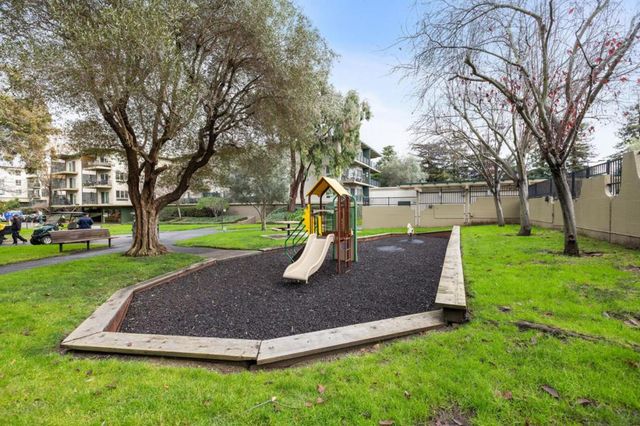 835 N Humboldt Street 203, San Mateo, CA 94401