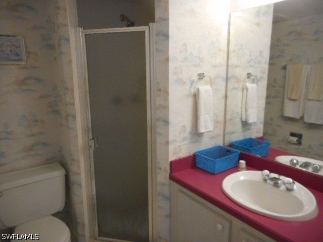 1086 Forest Lakes DR 9203, Naples, FL 34105