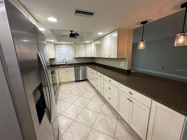 1641 SOUTHWOOD STREET 1641, Sarasota, FL 34231