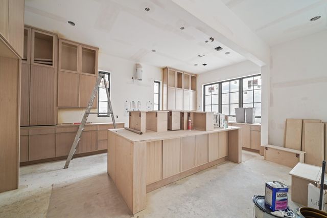 1642 Norfolk Street, Houston, TX 77006