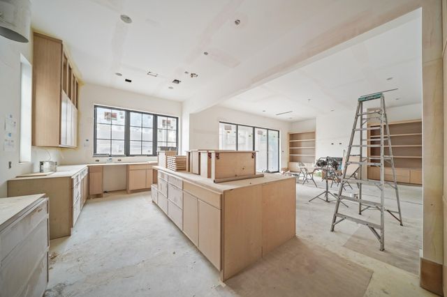 1642 Norfolk Street, Houston, TX 77006