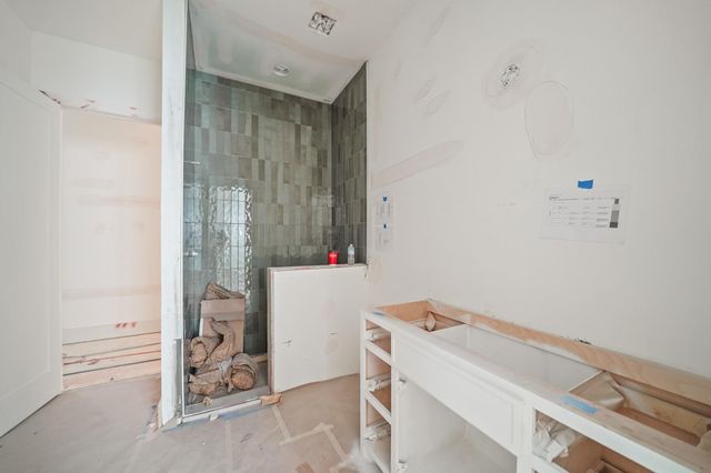 1642 Norfolk Street, Houston, TX 77006