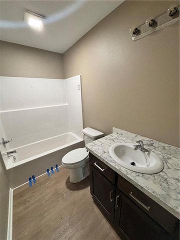 109 W Jefferson Street, Pittsburg, KS 66762