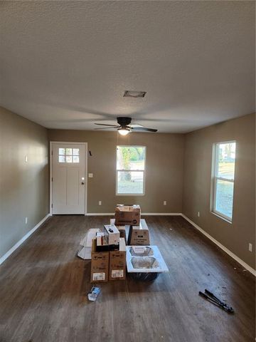 109 W Jefferson Street, Pittsburg, KS 66762