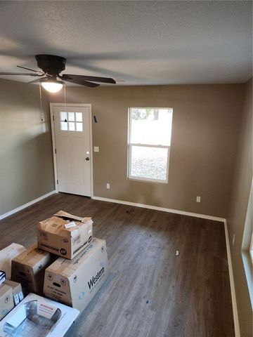 109 W Jefferson Street, Pittsburg, KS 66762