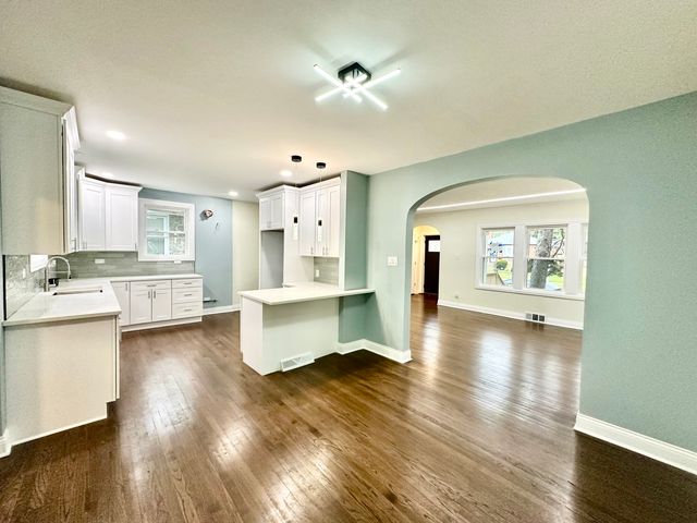 10954 S Normal Avenue, Chicago, IL 60628