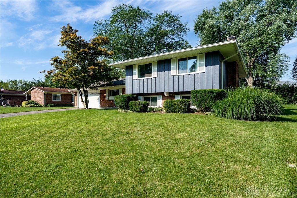 5423 Brainard Drive, Dayton, OH 45440
