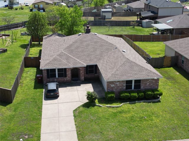 317 Briar Oaks Drive, Royse City, TX 75189