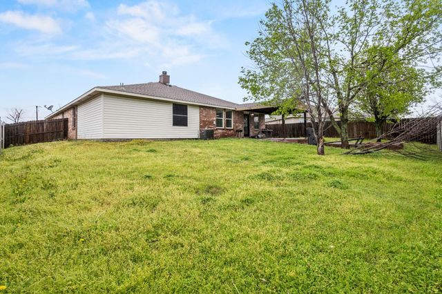 317 Briar Oaks Drive, Royse City, TX 75189