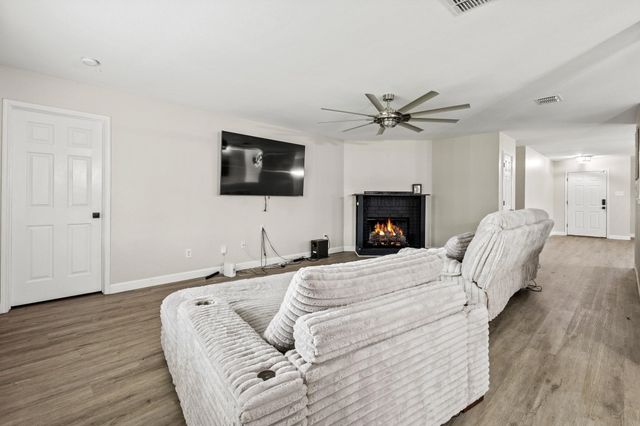 317 Briar Oaks Drive, Royse City, TX 75189