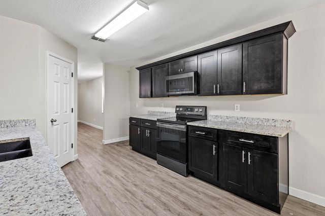 317 Briar Oaks Drive, Royse City, TX 75189