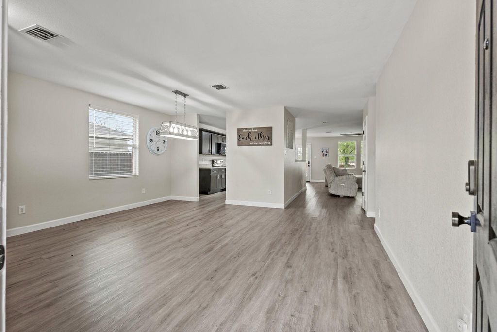 317 Briar Oaks Drive, Royse City, TX 75189