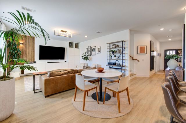 8206 Wave Arbor Drive, Cypress, TX 77433