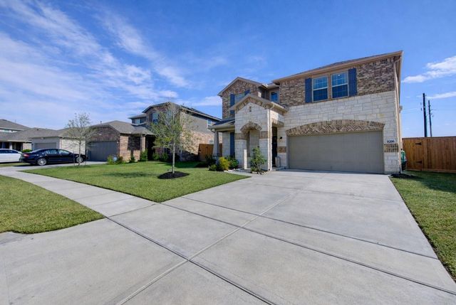 8206 Wave Arbor Drive, Cypress, TX 77433