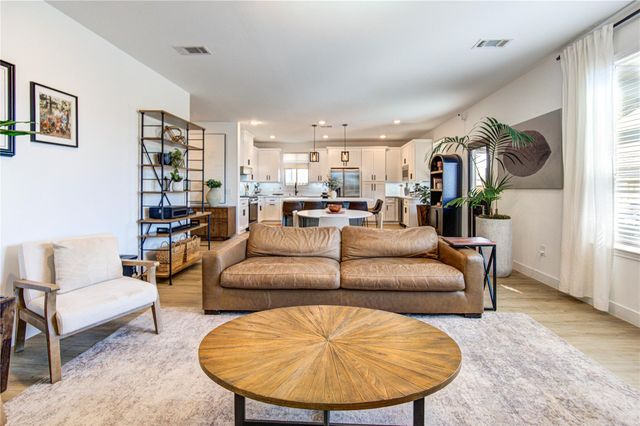 8206 Wave Arbor Drive, Cypress, TX 77433