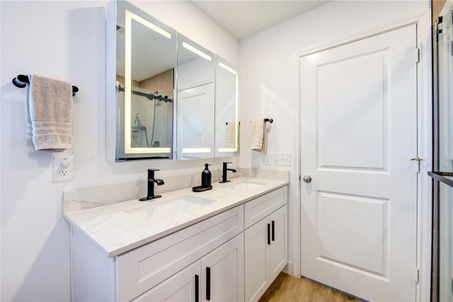 8206 Wave Arbor Drive, Cypress, TX 77433