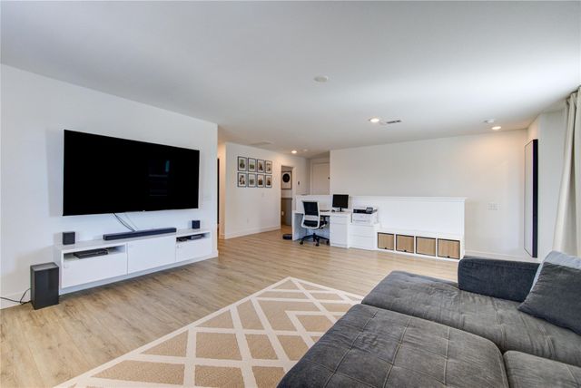 8206 Wave Arbor Drive, Cypress, TX 77433