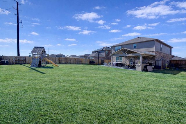 8206 Wave Arbor Drive, Cypress, TX 77433