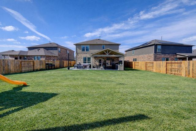 8206 Wave Arbor Drive, Cypress, TX 77433