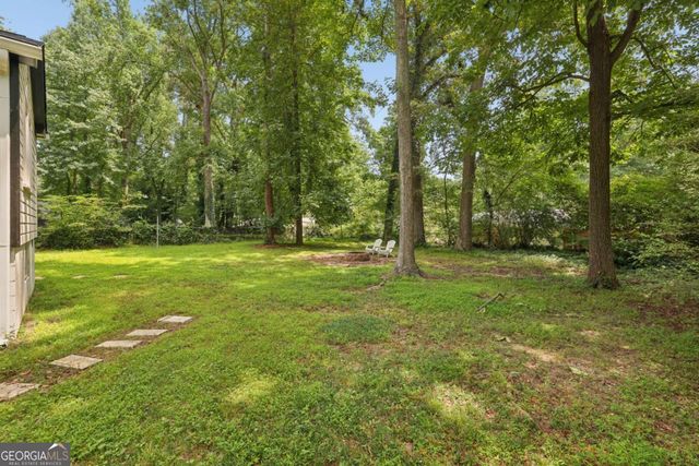 6385 Lobelia Road SW, Mableton, GA 30126