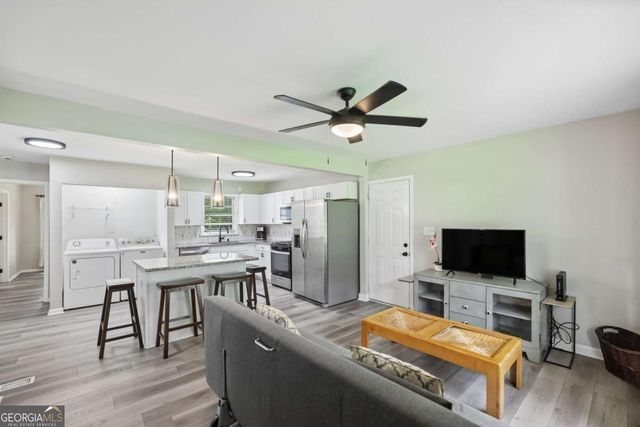 6385 Lobelia Road SW, Mableton, GA 30126