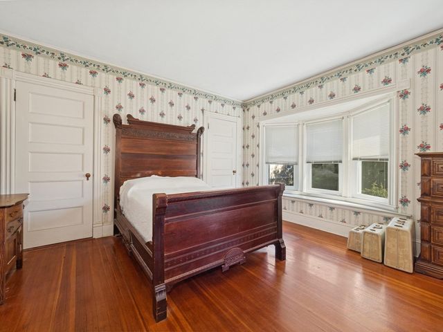 24 Mountain Avenue, Cold Spring, NY 10516