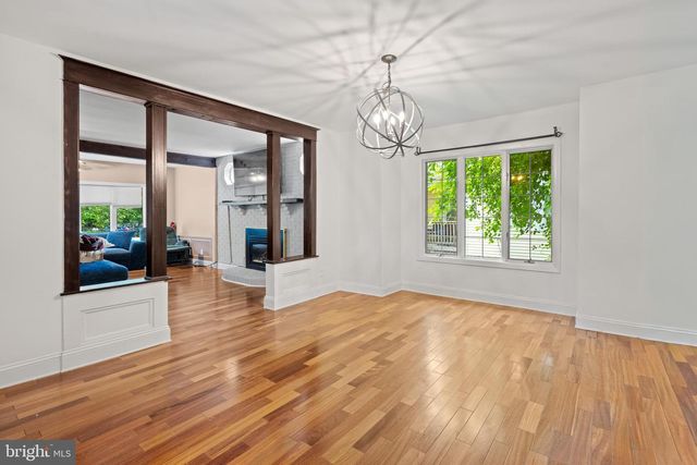 133 W LAKE AVE, Blackwood, NJ 08012