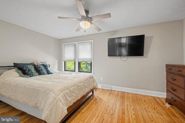 133 W LAKE AVE, Blackwood, NJ 08012