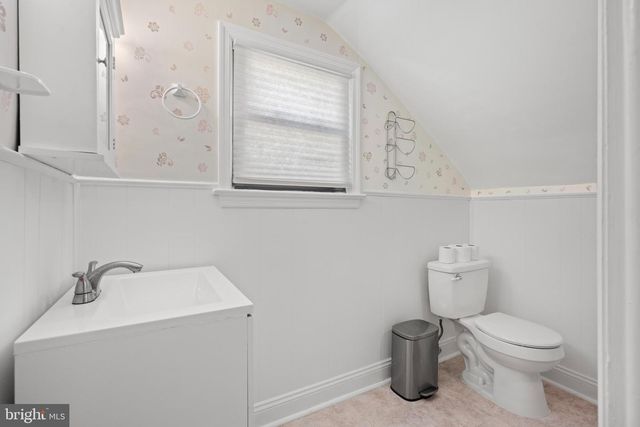 133 W LAKE AVE, Blackwood, NJ 08012