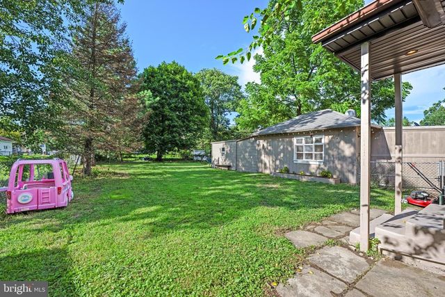 133 W LAKE AVE, Blackwood, NJ 08012