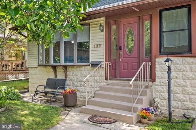 133 W LAKE AVE, Blackwood, NJ 08012