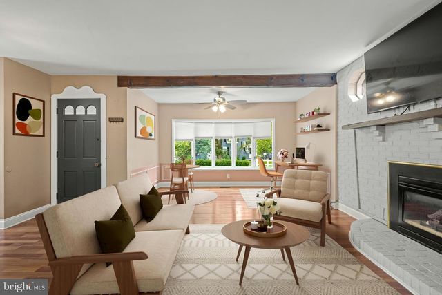 133 W LAKE AVE, Blackwood, NJ 08012