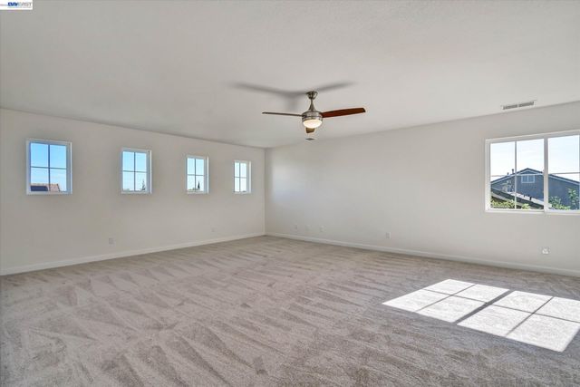1536 Jensen Dr, Pittsburg, CA 94565