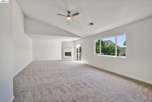 1536 Jensen Dr, Pittsburg, CA 94565