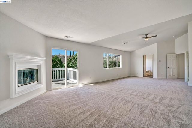 1536 Jensen Dr, Pittsburg, CA 94565