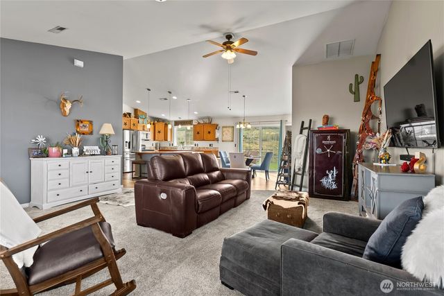 1486 N Star Road, Malott, WA 98829