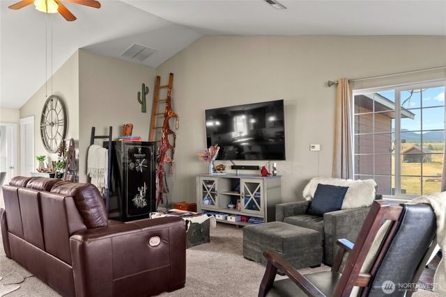 1486 N Star Road, Malott, WA 98829