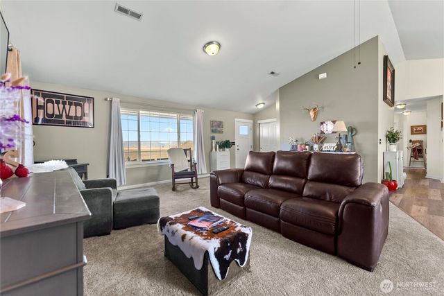 1486 N Star Road, Malott, WA 98829