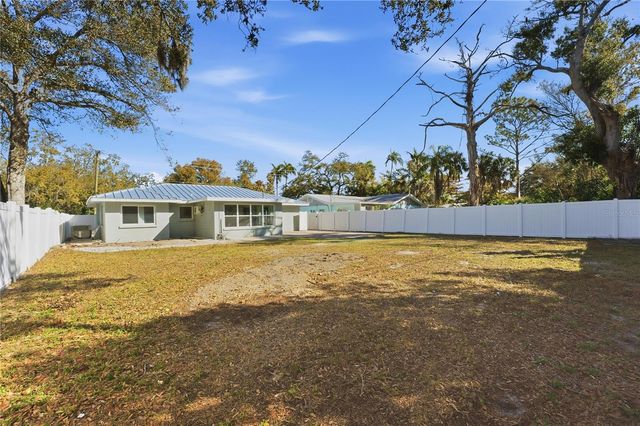 3223 1ST AVENUE W, Bradenton, FL 34205