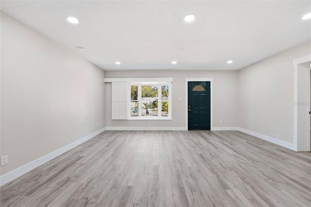 3223 1ST AVENUE W, Bradenton, FL 34205