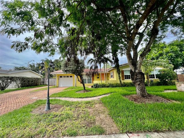 10025 SW 111 Street 0, Miami, FL 33176