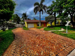 10025 SW 111 Street 0, Miami, FL 33176