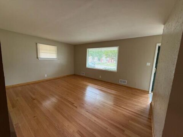 6438 N 84th STREET, Milwaukee, WI 53224