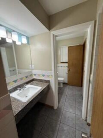 6438 N 84th STREET, Milwaukee, WI 53224