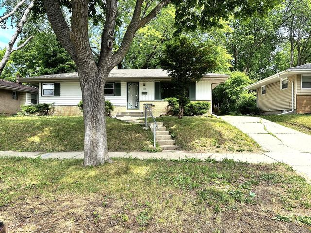 6438 N 84th STREET, Milwaukee, WI 53224