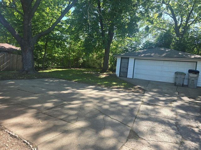 6438 N 84th STREET, Milwaukee, WI 53224