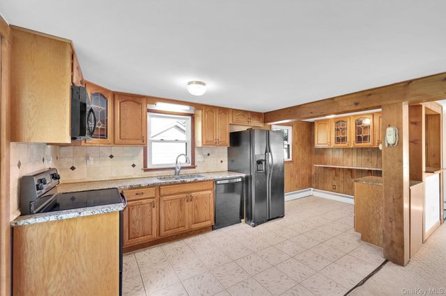 512 Bloomingburg Road, Middletown, NY 10940