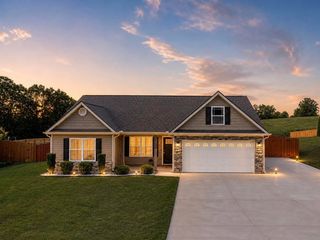 3121 Rainbow Lake Rd, Inman, SC 29349